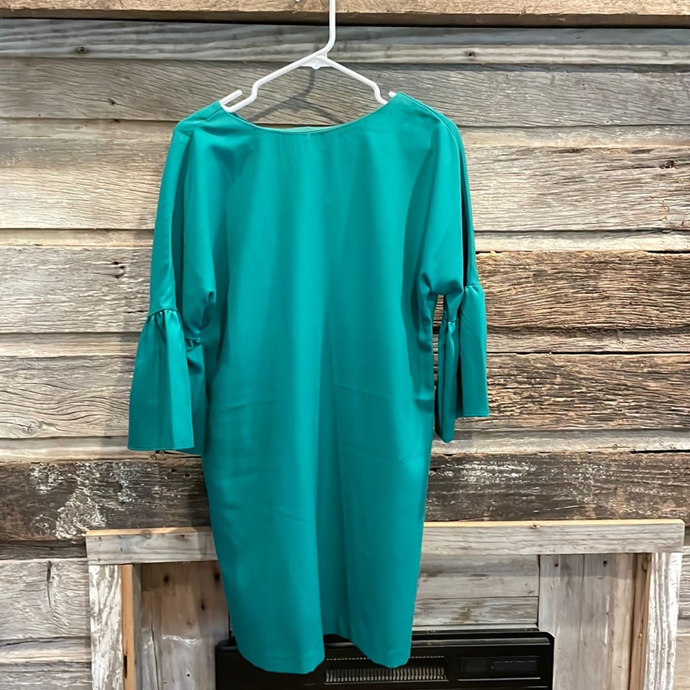 Women’s green bell sleeve dress